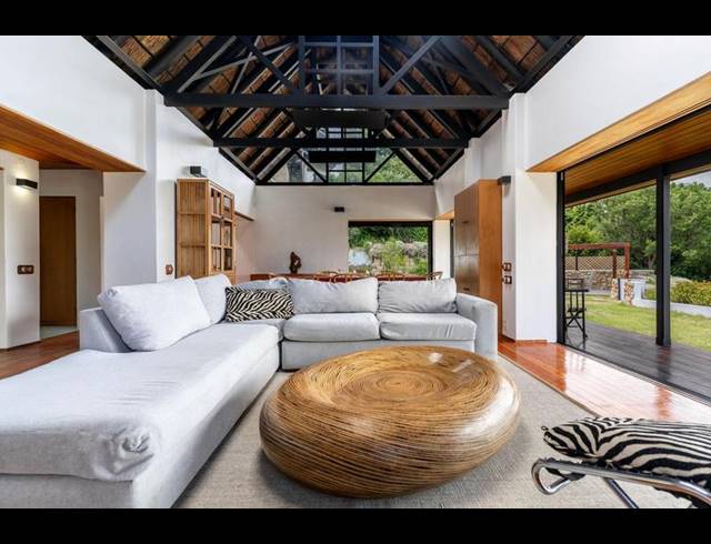 6 BEDROOM HOUSE FOR SALE IN VICTORSKLOOF